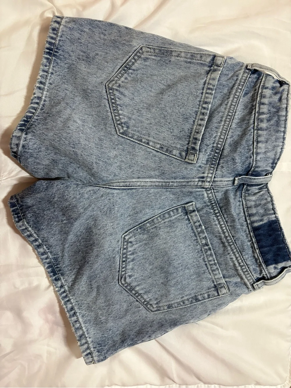 Hollister Faded Blue High-Rise 90s Baggy Denim Shorts